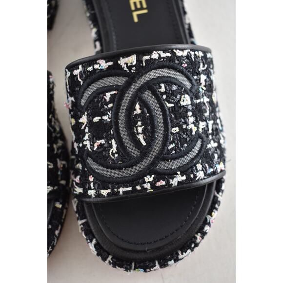 Chanel 20P Black White Tweed Mesh CC Logo Slide Slip Sandal Mule Heel Flat 36.5 - Picture 7 of 14
